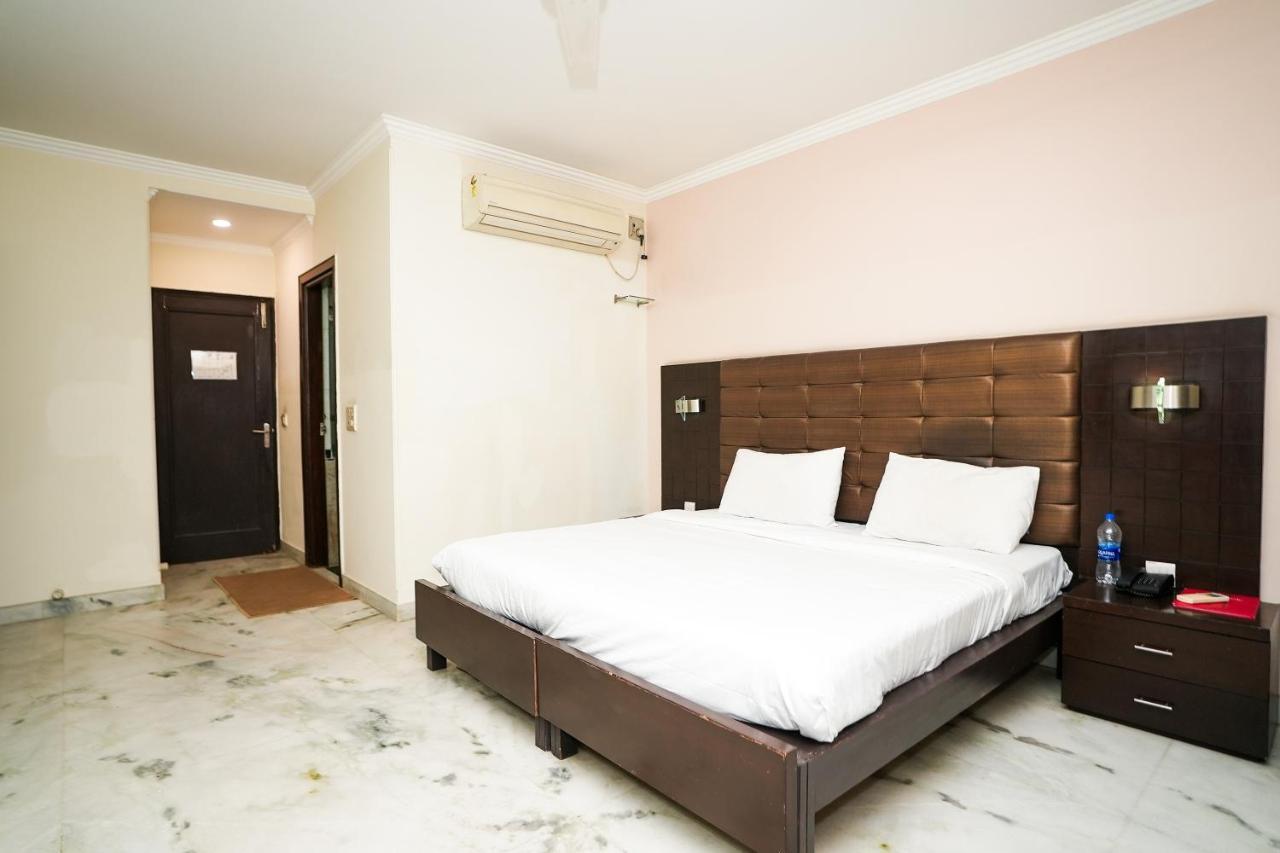 Stay Well Hotels & Homes Gurgaon Exterior foto